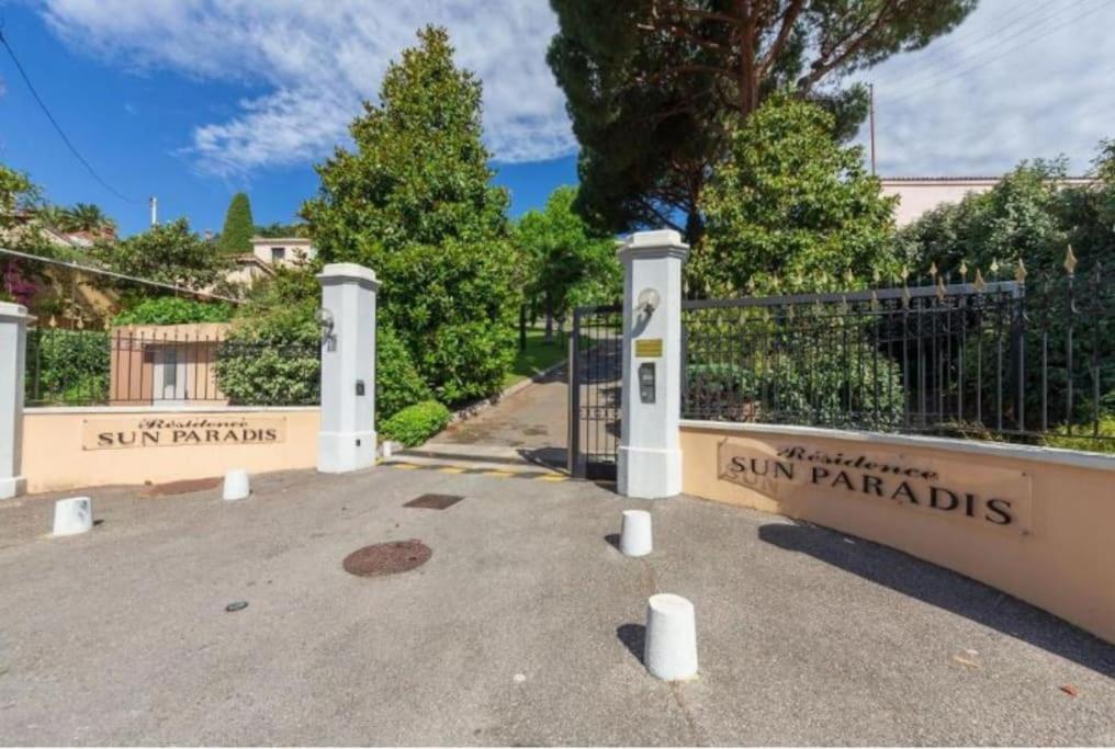 Residence De Luxe Sun Paradis, Studio Terrasse, Vue Mer Piscine Cannes Exterior photo